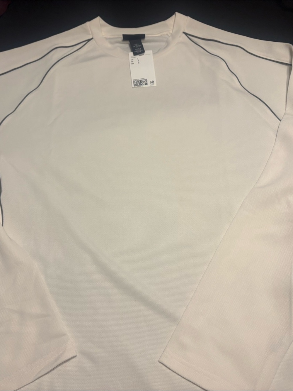 H&M White Long-Sleeve Crewneck with Contrast Piping